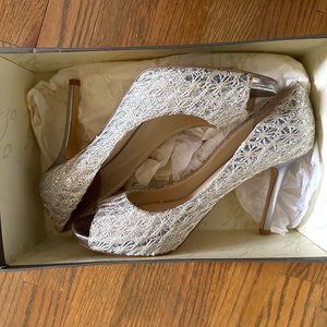 Enzo Angiolini Silver Peep toe Heels- 8.5M